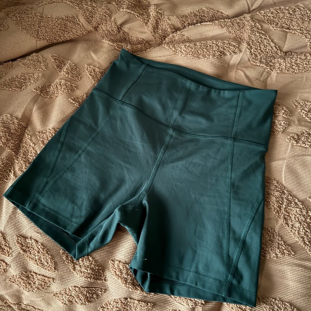 Girlfriend Collective Shorts